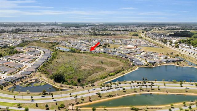 5495 HAWKINS DRIVE, The Villages, FL 32163