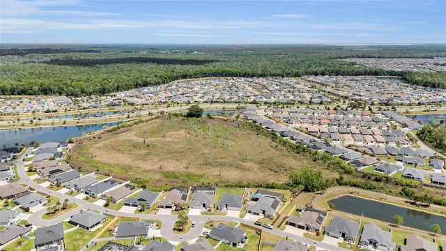 5495 HAWKINS DRIVE, The Villages, FL 32163