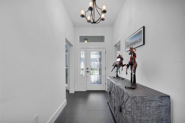 5495 HAWKINS DRIVE, The Villages, FL 32163