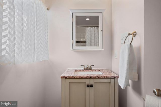 1800 S CHARLES ST, Baltimore, MD 21230