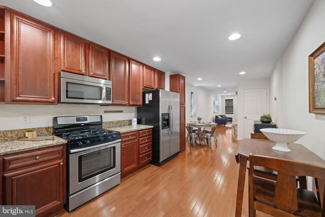 1800 S CHARLES ST, Baltimore, MD 21230