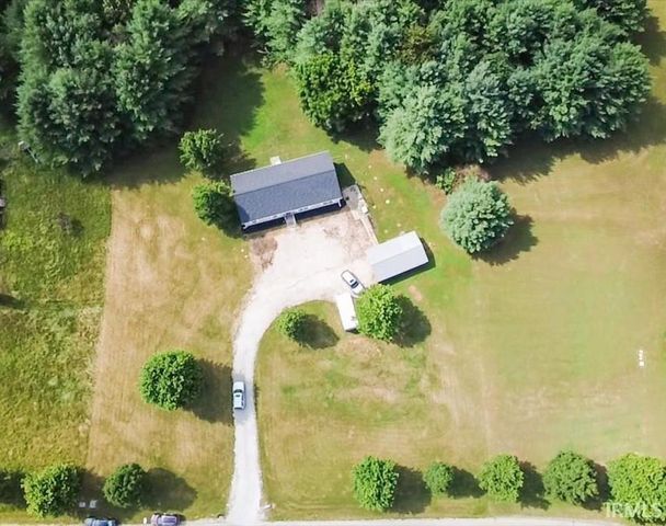 7021 W Alfred Lane, Ellettsville, IN 47429
