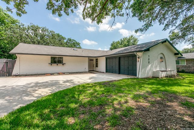 108 PATRICK HENRY DR, Schertz, TX 78154