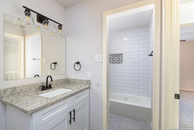 8401 timber crest, San Antonio, TX 78250