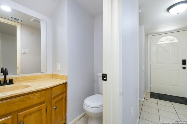 8401 timber crest, San Antonio, TX 78250