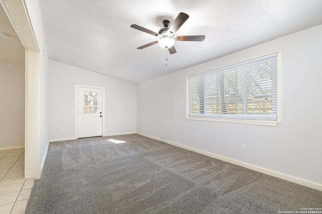 8401 timber crest, San Antonio, TX 78250