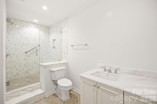 922 Cherokee Road, Charlotte, NC 28207