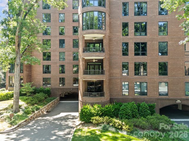 922 Cherokee Road, Charlotte, NC 28207