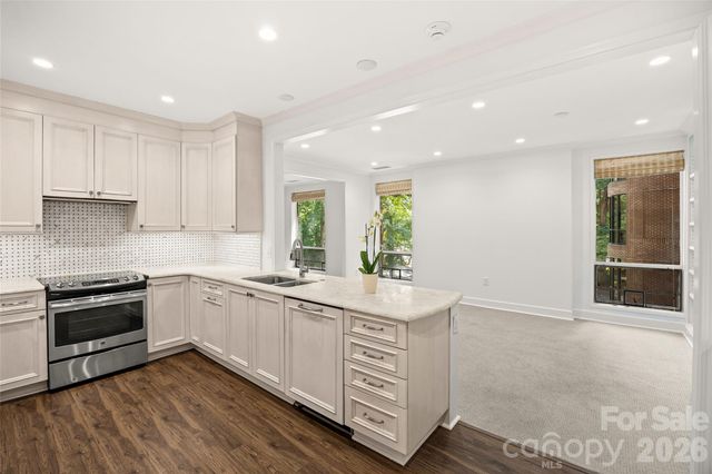 922 Cherokee Road, Charlotte, NC 28207