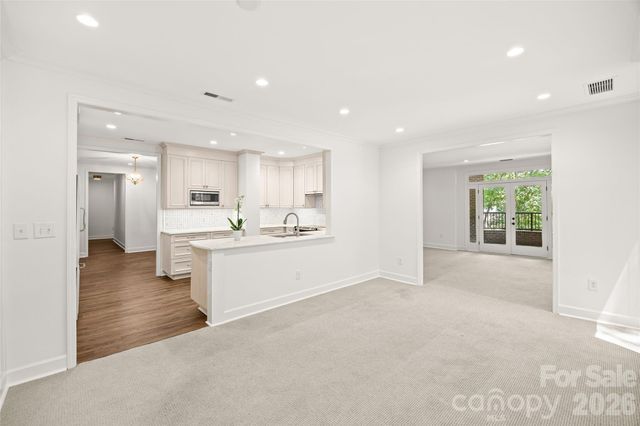 922 Cherokee Road, Charlotte, NC 28207