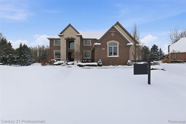 6024 Harbor Court, Washington, MI 48094