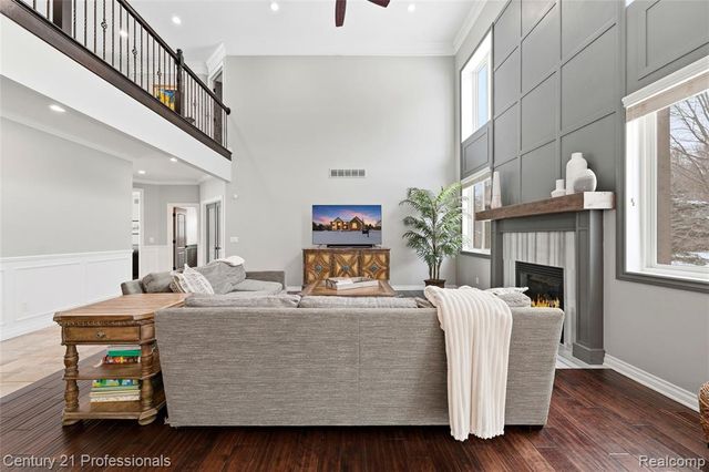 6024 Harbor Court, Washington, MI 48094