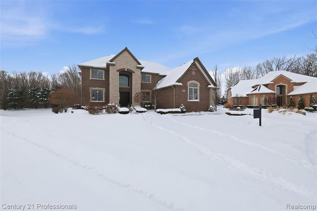 6024 Harbor Court, Washington, MI 48094