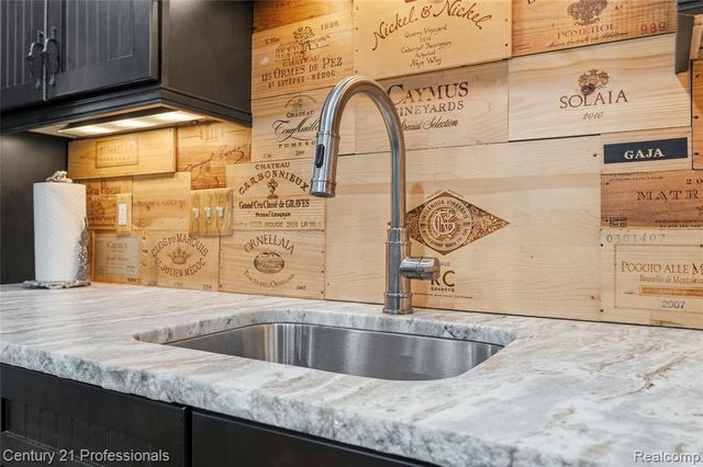 6024 Harbor Court, Washington, MI 48094