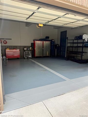 6024 Harbor Court, Washington, MI 48094