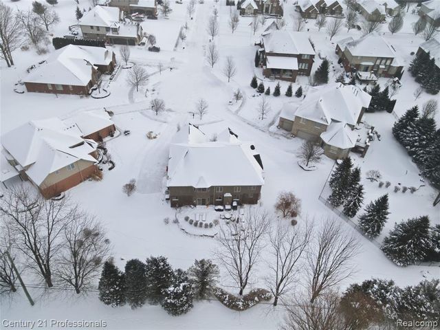 6024 Harbor Court, Washington, MI 48094