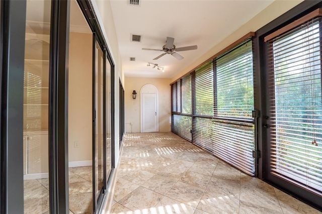 4802 KESTRAL PARK CIRCLE 22, Sarasota, FL 34231