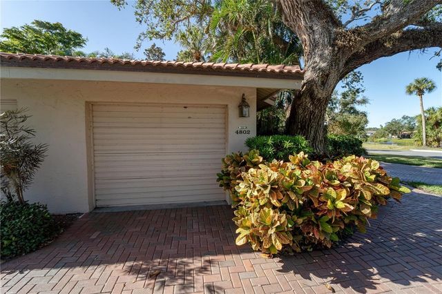 4802 KESTRAL PARK CIRCLE 22, Sarasota, FL 34231