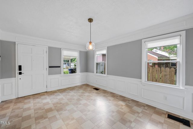2510 Springhill Avenue, Raleigh, NC 27603