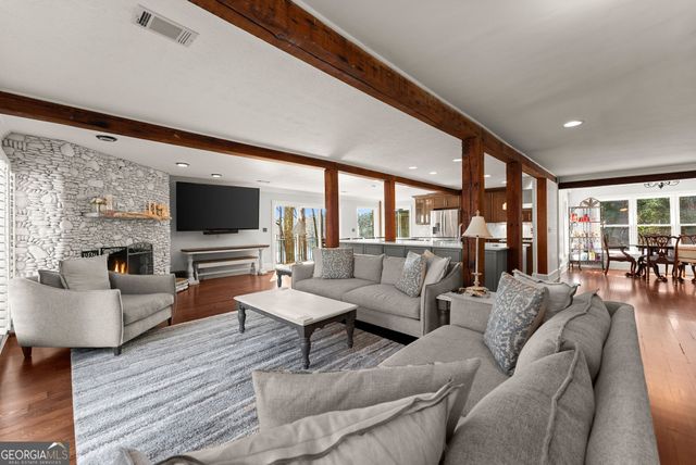 5983 Nachoochee Trail, Flowery Branch, GA 30542