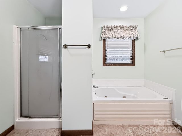 2008 Deep Woods Drive, Hendersonville, NC 28739