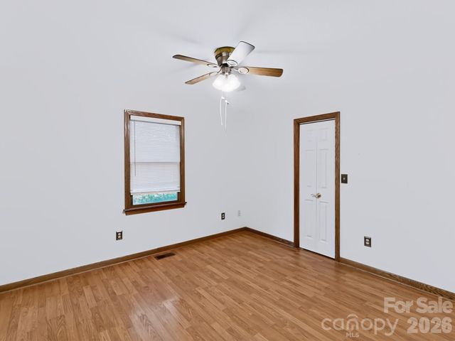 2008 Deep Woods Drive, Hendersonville, NC 28739