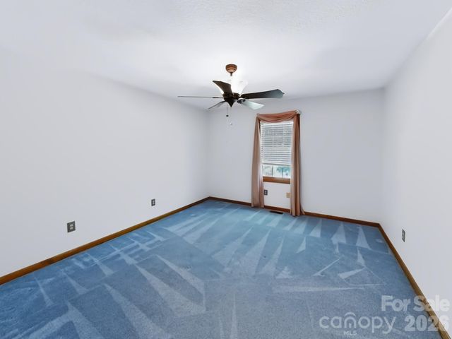 2008 Deep Woods Drive, Hendersonville, NC 28739