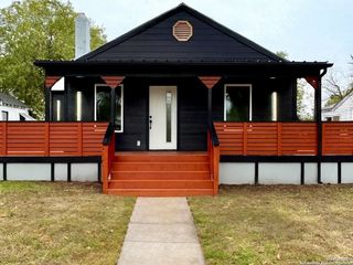 1614 Steves, San Antonio, TX 78210