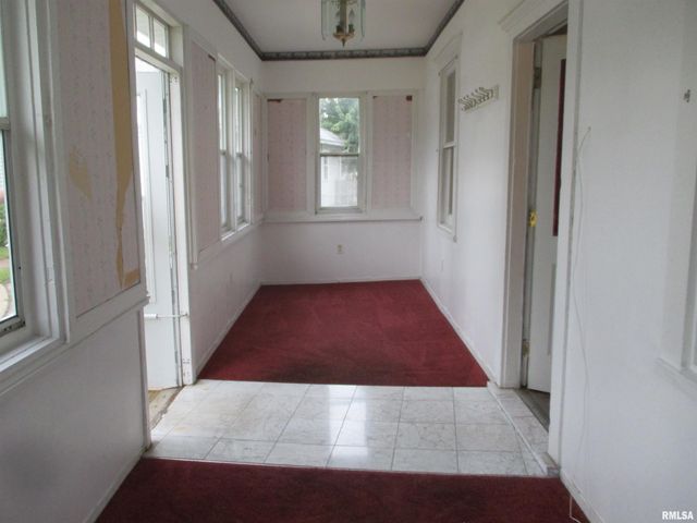 1013 S 8TH Street, Pekin, IL 61554