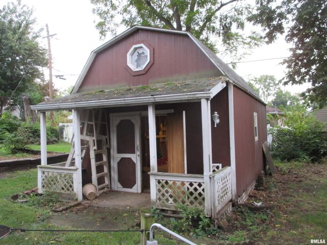 1013 S 8TH Street, Pekin, IL 61554