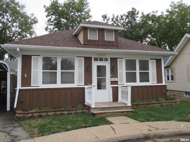 1013 S 8TH Street, Pekin, IL 61554