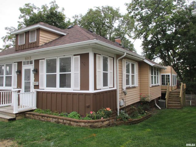 1013 S 8TH Street, Pekin, IL 61554