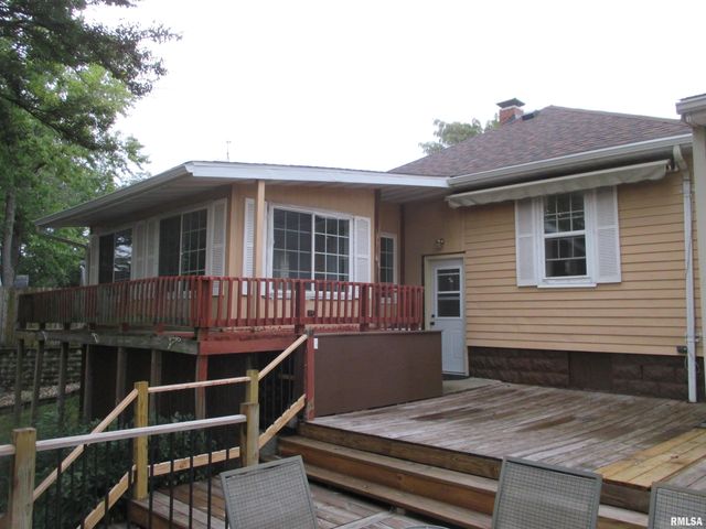 1013 S 8TH Street, Pekin, IL 61554