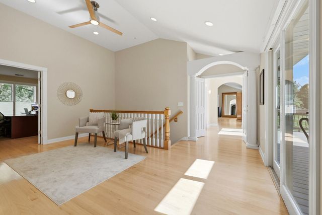 19W115 17th Place, Lombard, IL 60148