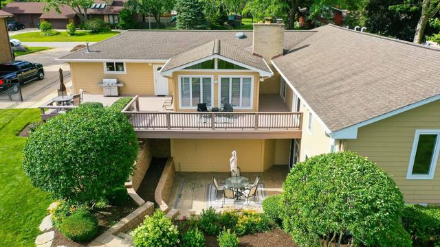 19W115 17th Place, Lombard, IL 60148