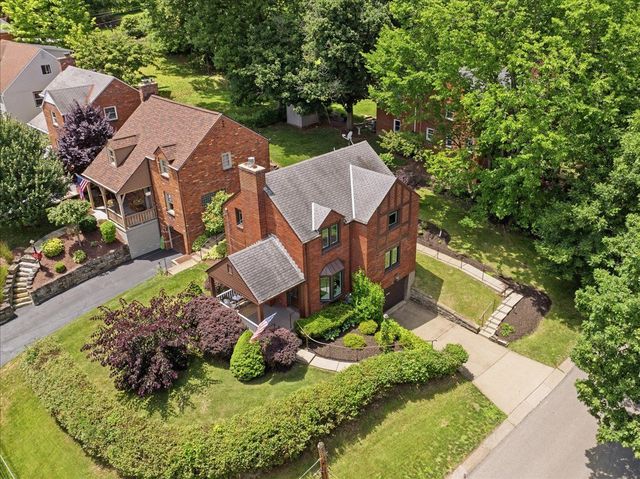 332 Sleepy Hollow ROAD, Mt Lebanon, PA 15228