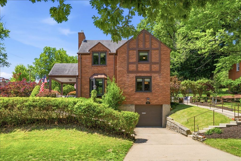 332 Sleepy Hollow ROAD, Mt Lebanon, PA 15228