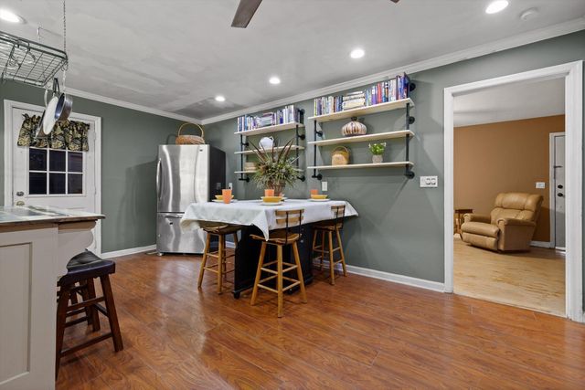 7401 Old Cleveland Pike, Chattanooga, TN 37421