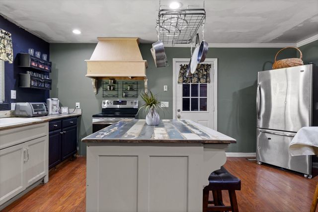 7401 Old Cleveland Pike, Chattanooga, TN 37421