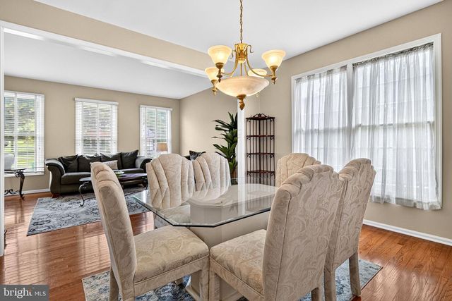86 CHICORY LN, Pennington, NJ 08534