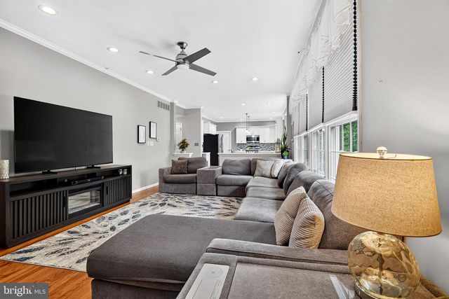 86 CHICORY LN, Pennington, NJ 08534