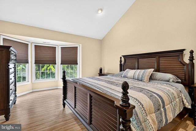 86 CHICORY LN, Pennington, NJ 08534