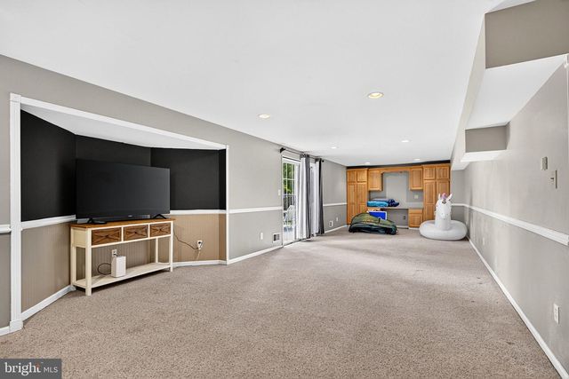 86 CHICORY LN, Pennington, NJ 08534