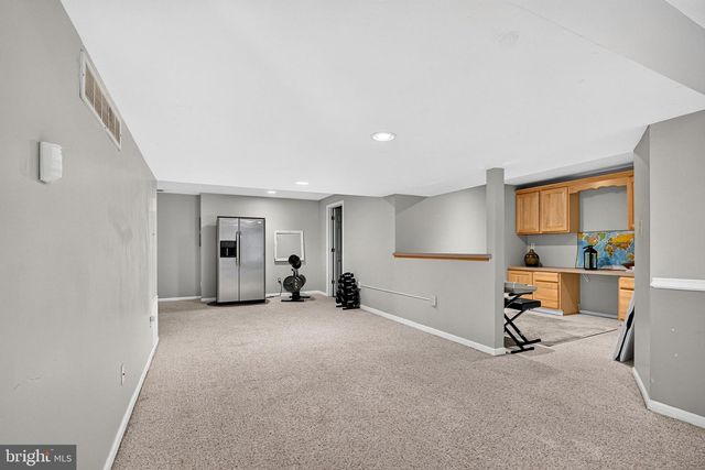 86 CHICORY LN, Pennington, NJ 08534