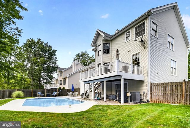 86 CHICORY LN, Pennington, NJ 08534