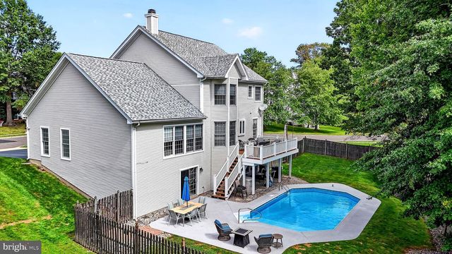 86 CHICORY LN, Pennington, NJ 08534