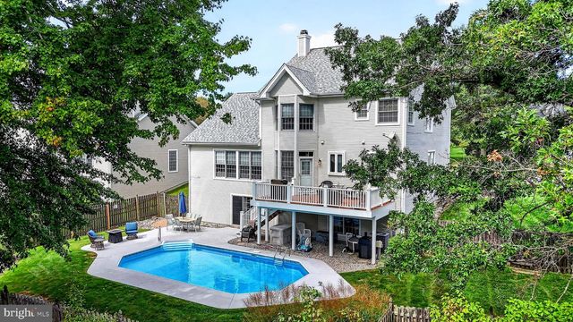 86 CHICORY LN, Pennington, NJ 08534