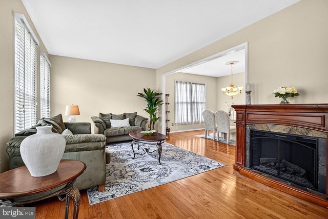 86 CHICORY LN, Pennington, NJ 08534