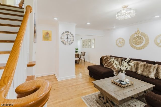 382 Martin Rd, Union Twp., NJ 07083