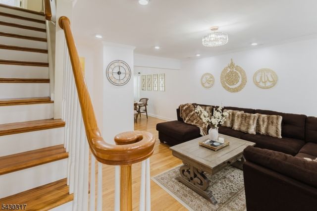 382 Martin Rd, Union Twp., NJ 07083
